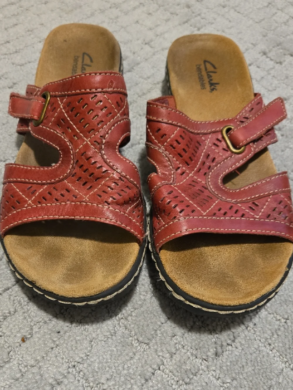 Clarks bendable great sandal